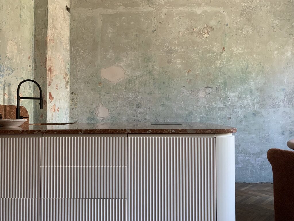 Möbeldesign von LAROGY, maßgefertigte Möbel aus Wien